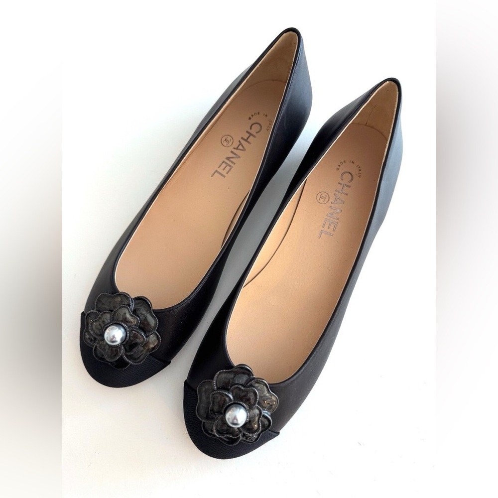 Chanel Black Flats with Camellia Accent